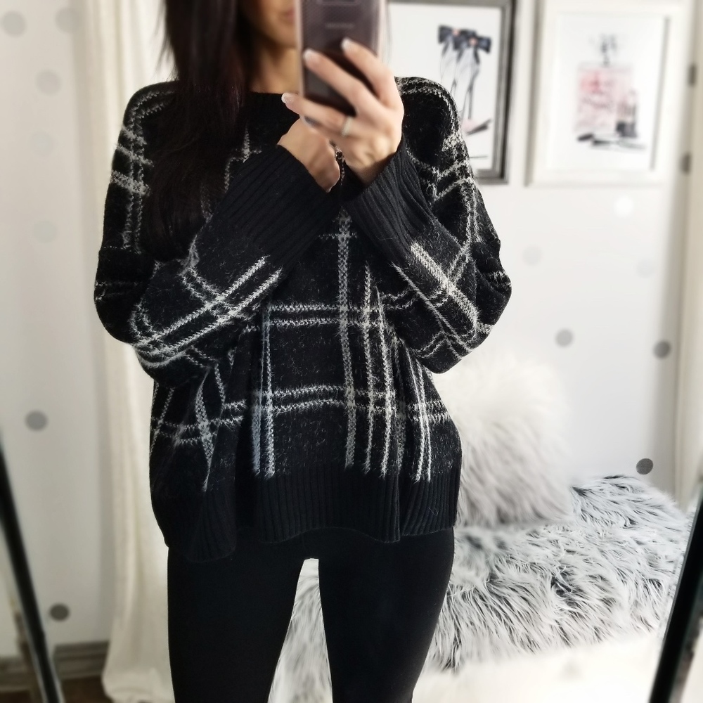 🎈Last1️⃣Fuzzy Boxy Fit Sweater Plaid Oversized - Picture 2 of 4